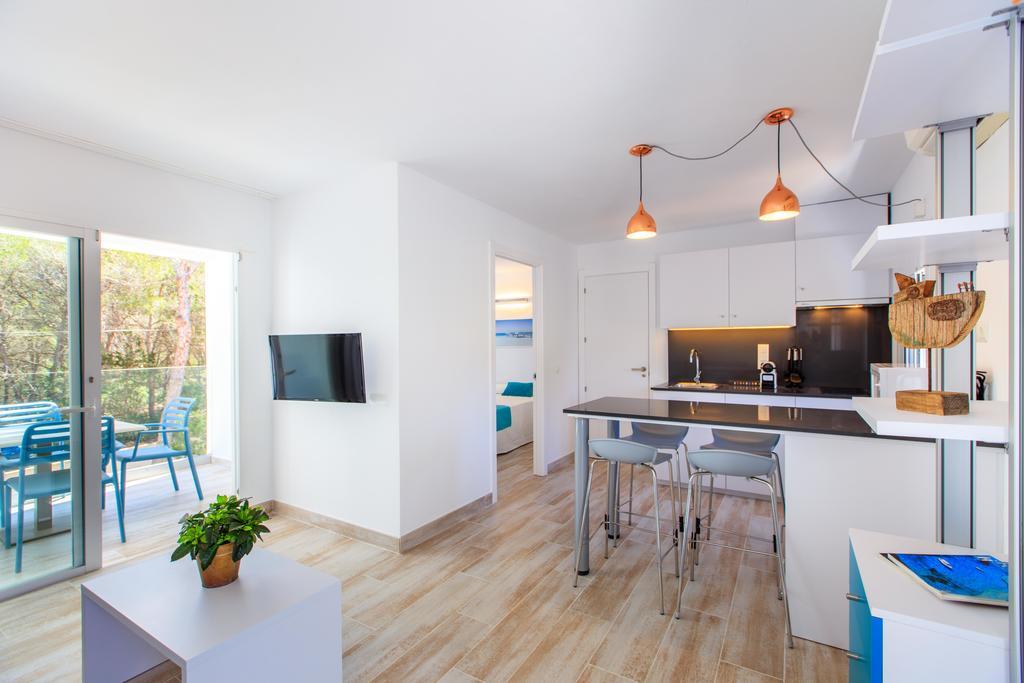 Pinos Playa Suites Playa Migjorn Εξωτερικό φωτογραφία